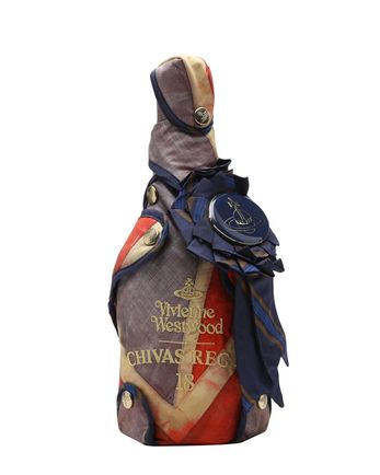 Chivas Regal 18 年 Vivienne Westwood Edition