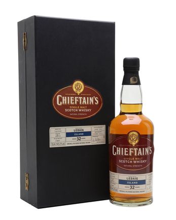Ledaig 1973 32 年 Ian Macleod Chieftain